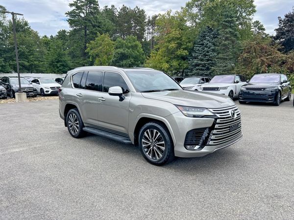 2023 LEXUS LX 600