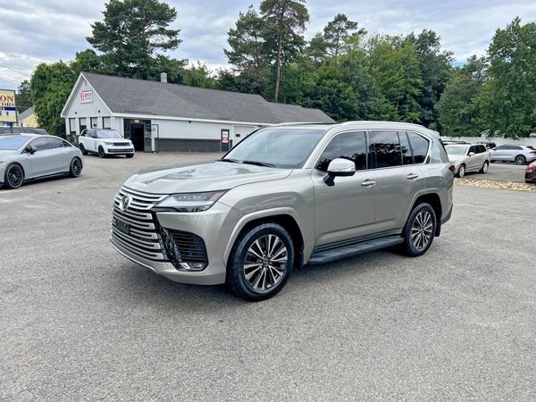 2023 LEXUS LX 600
