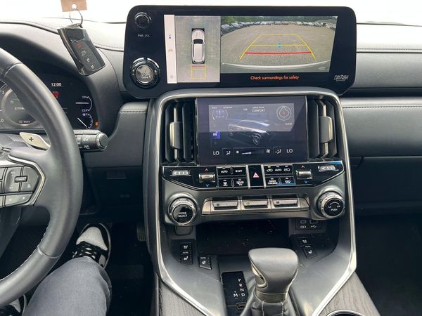 2023 LEXUS LX 600