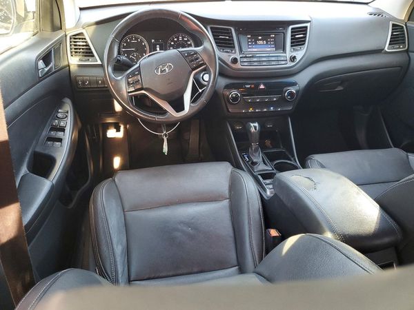 2017 HYUNDAI TUCSON