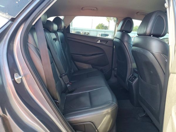 2017 HYUNDAI TUCSON