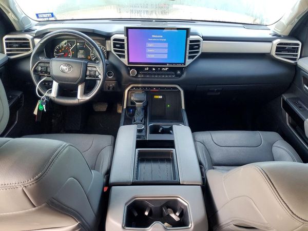 2022 TOYOTA TUNDRA Limited — CKPT