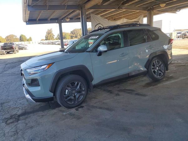 2023 TOYOTA RAV4 Adventure — Front 3/4
