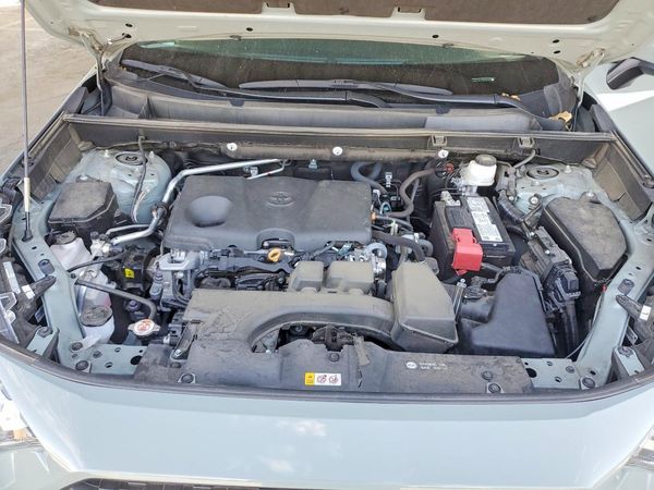 2023 TOYOTA RAV4 Adventure — Engine bay