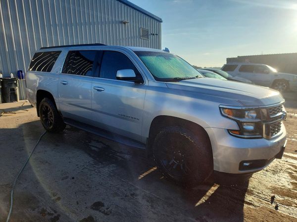 2015 CHEVROLET SUBURBAN LT