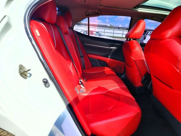 2018 TOYOTA CAMRY XSE