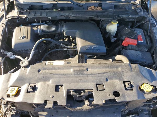 2017 RAM 1500 SLT — Engine bay