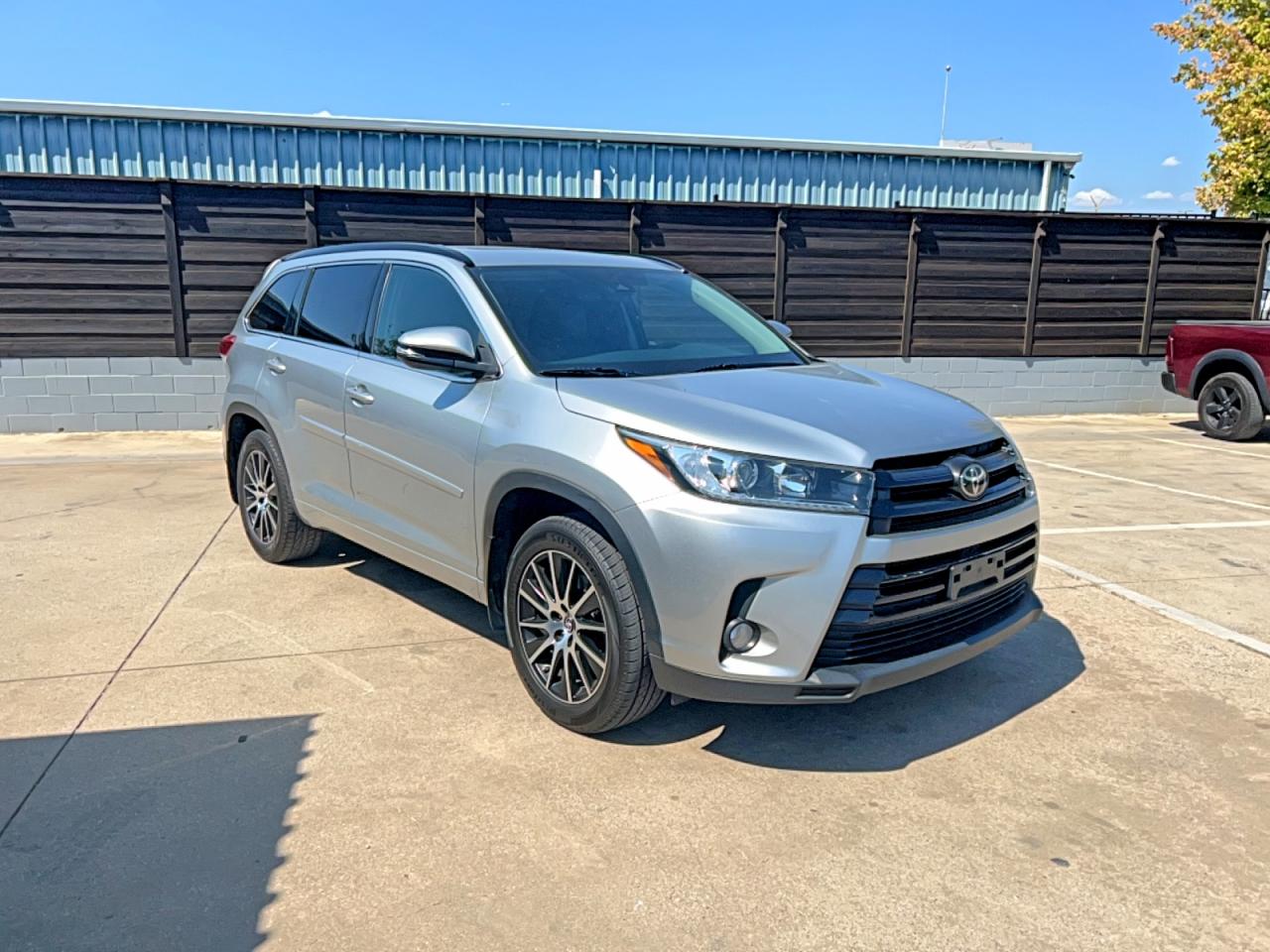 2017 TOYOTA HIGHLANDER SE/XLE