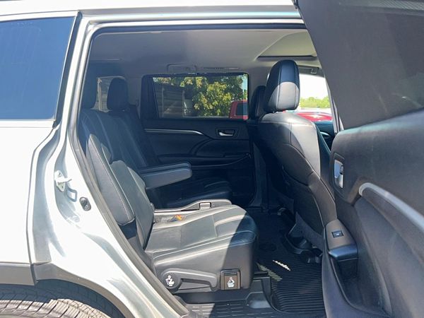 2017 TOYOTA HIGHLANDER SE/XLE