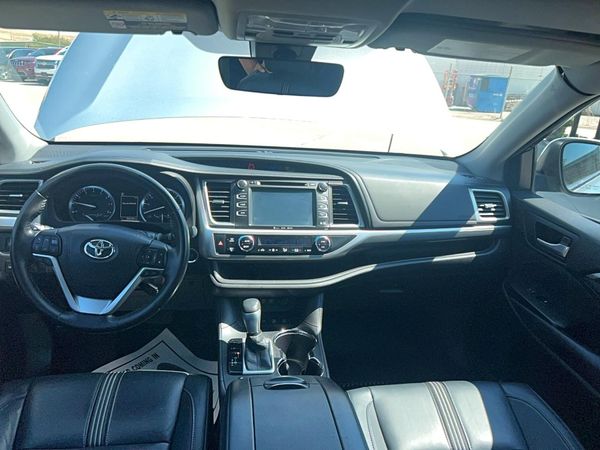 2017 TOYOTA HIGHLANDER SE/XLE