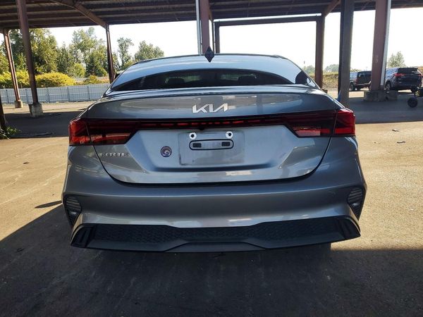 2024 KIA FORTE