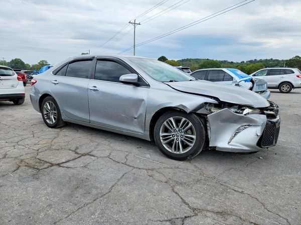 2015 TOYOTA CAMRY