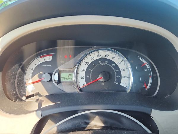 2012 TOYOTA SIENNA