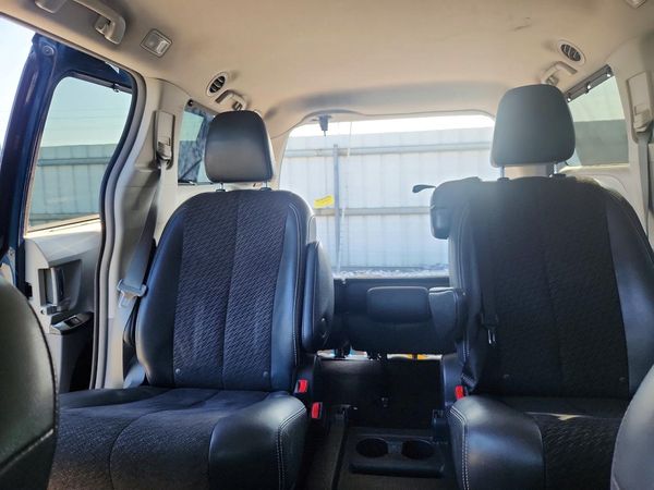 2012 TOYOTA SIENNA