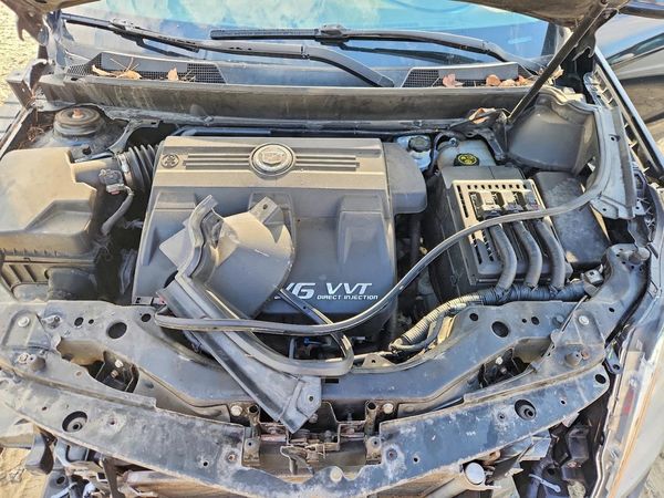 2015 CADILLAC SRX Performance — Engine bay