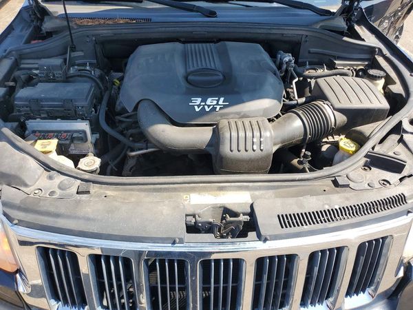 2012 JEEP CHEROKEE Laredo