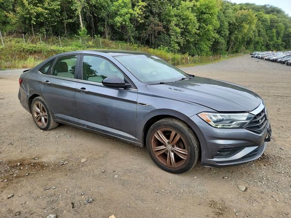 2019 VOLKSWAGEN JETTA — Passenger 3/4