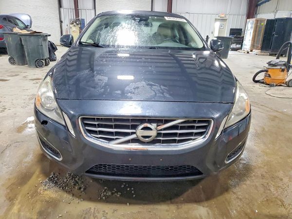 2012 VOLVO S60