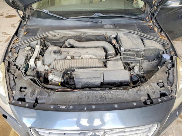 2012 VOLVO S60