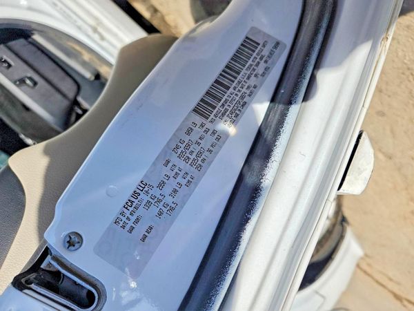 2016 DODGE GRAND CARAVAN SXT — VINS