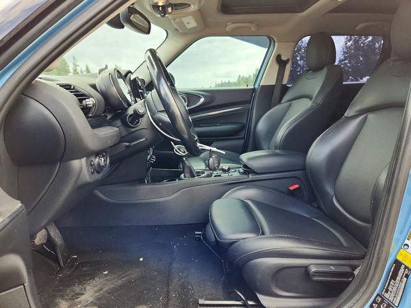 2017 MINI COOPER