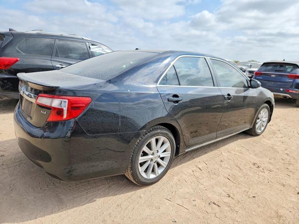 2013 TOYOTA CAMRY