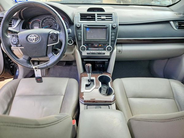 2013 TOYOTA CAMRY