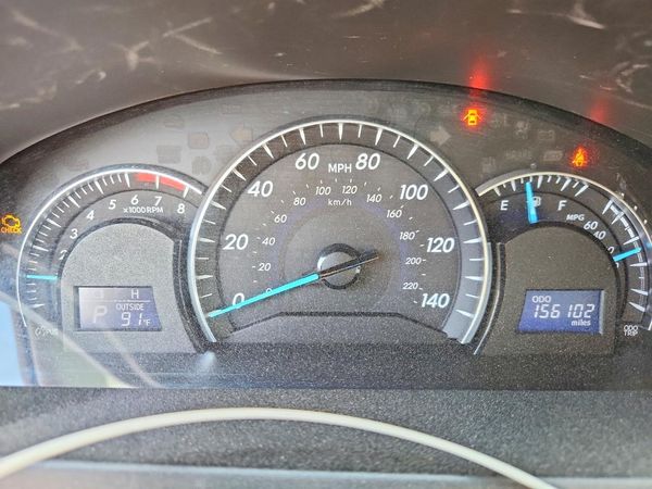 2013 TOYOTA CAMRY