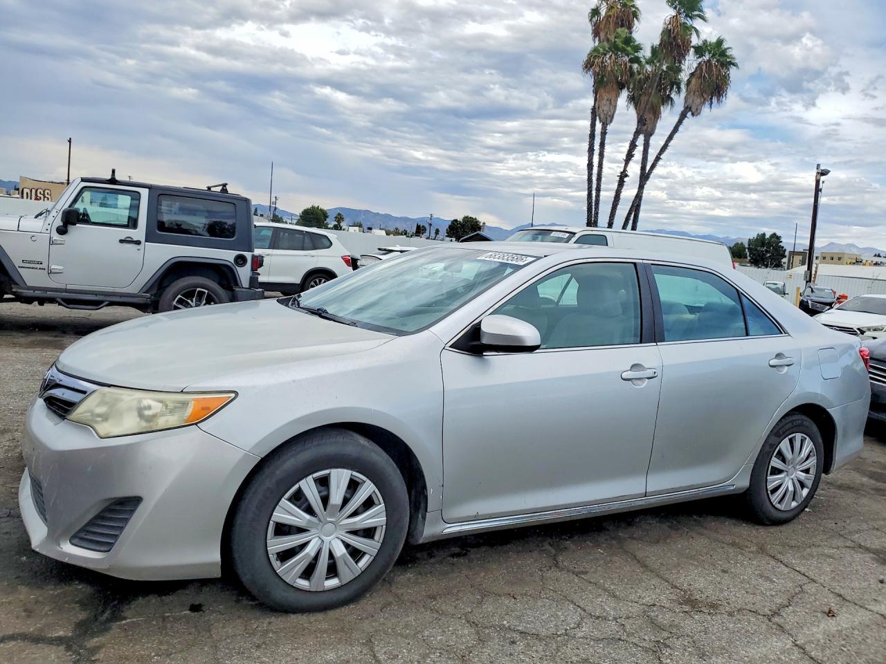 2014 TOYOTA CAMRY