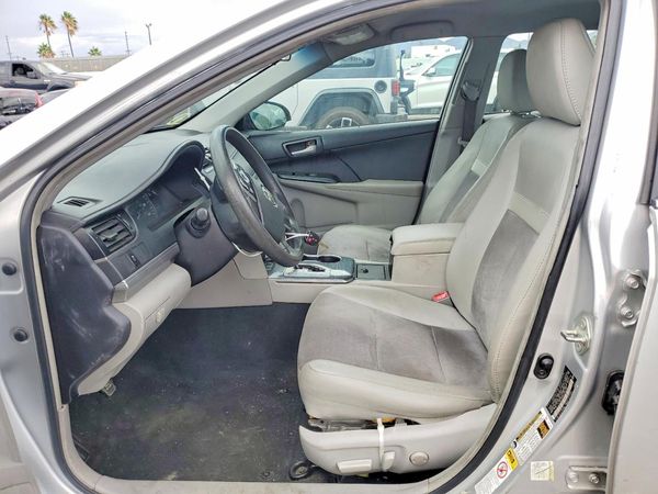 2014 TOYOTA CAMRY