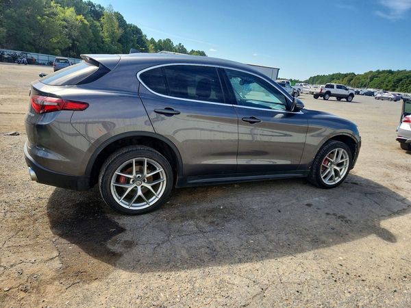 2018 ALFA ROMEO STELVIO TI AWD