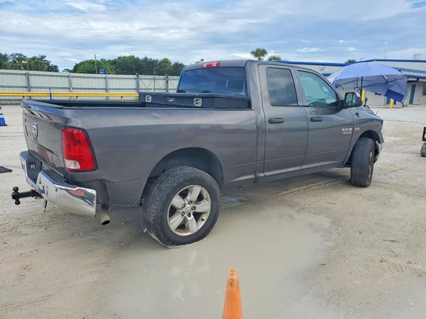 2014 RAM 1500 ST
