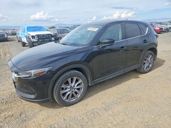 2020 MAZDA CX-5 Grand Touring — Front 3/4