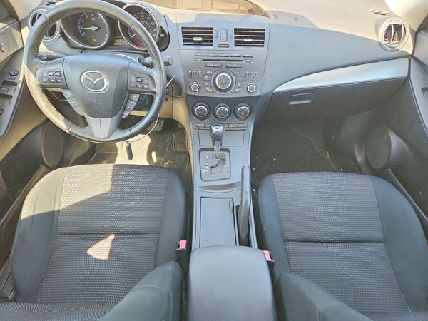 2013 MAZDA 3 Touring/GS