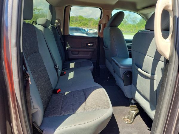 2014 RAM 1500 SLT