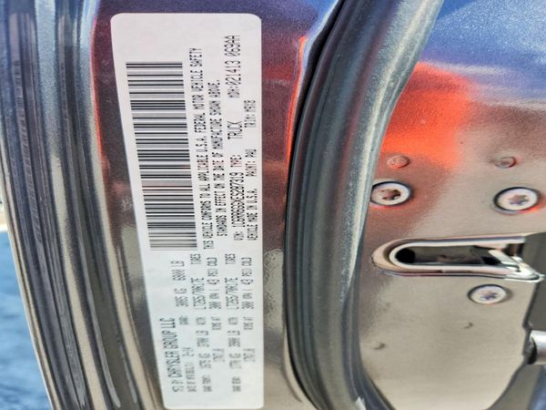 2014 RAM 1500 SLT