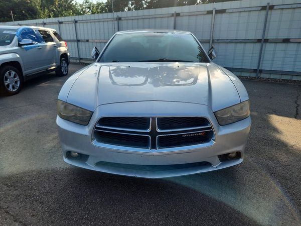2012 DODGE CHARGER SE