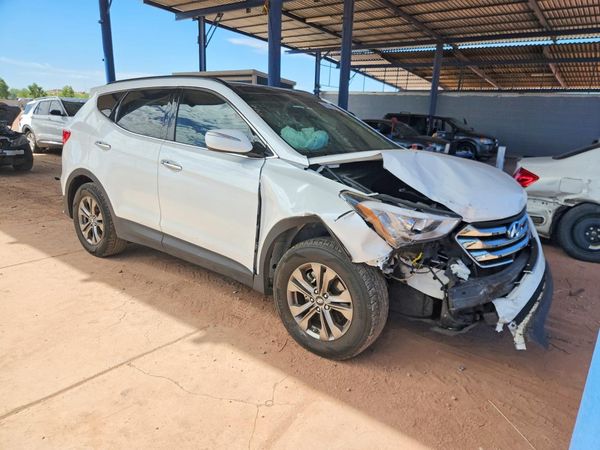 2015 HYUNDAI SANTA FE GLS — Passenger 3/4