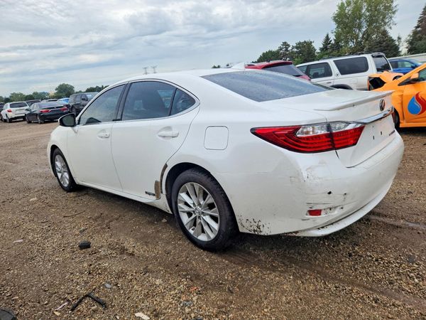 2015 LEXUS ES 300h