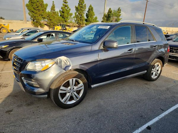 2013 MERCEDES-BENZ ML — Front 3/4