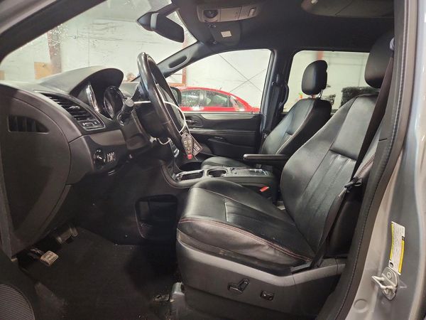 2019 DODGE GRAND CARAVAN GT — DENT