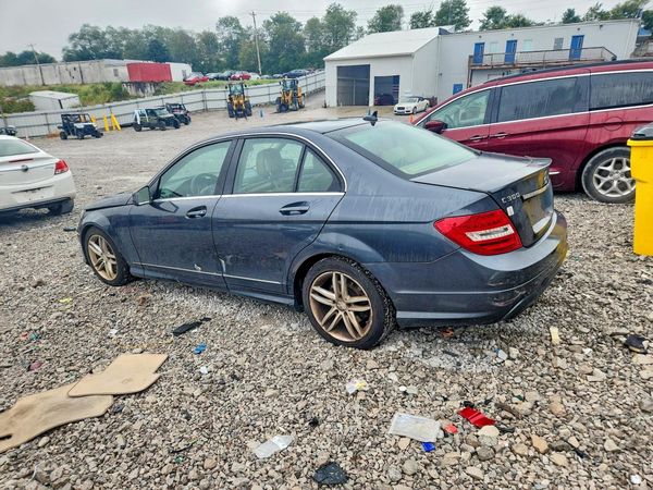 2013 MERCEDES-BENZ C