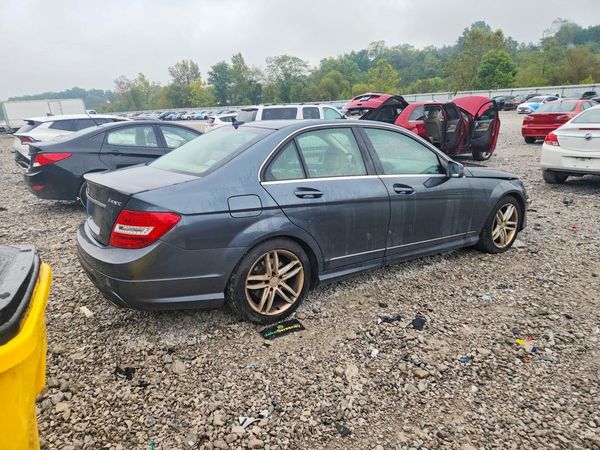 2013 MERCEDES-BENZ C