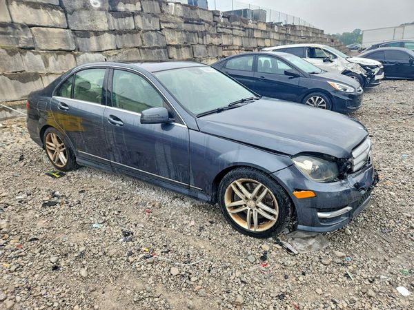 2013 MERCEDES-BENZ C