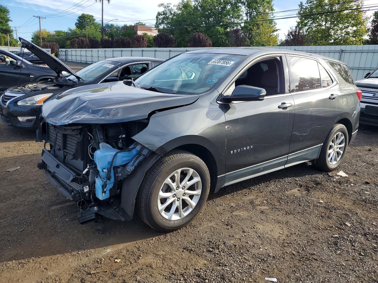2019 CHEVROLET EQUINOX LT (1LT) — Front 3/4
