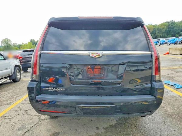 2016 CADILLAC ESCALADE