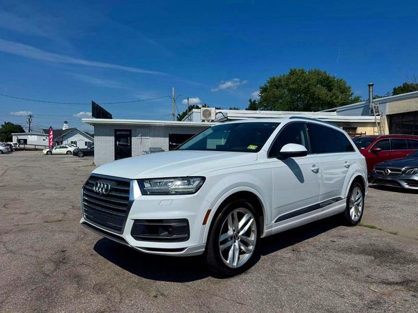 2018 AUDI Q7 quattro Prestige