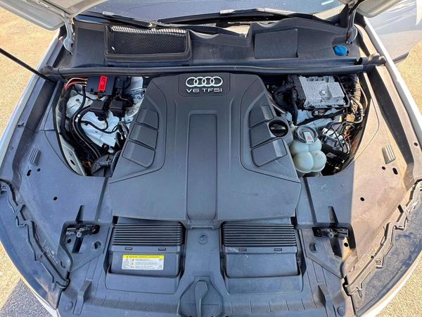 2018 AUDI Q7 quattro Prestige