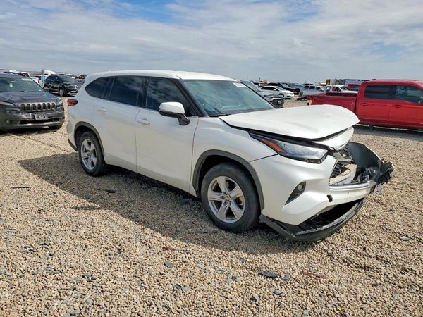 2020 TOYOTA HIGHLANDER LE — Passenger 3/4