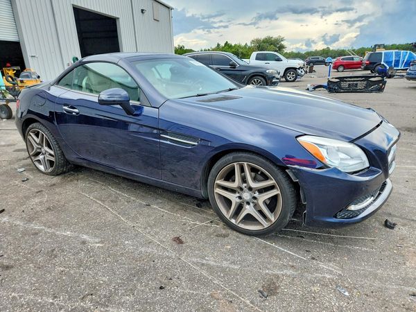 2013 MERCEDES-BENZ SLK